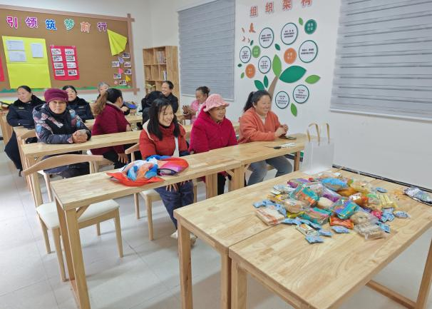 武胜县烈面镇开展“铲动欢乐 玩转全场”铲铲游戏主题活动