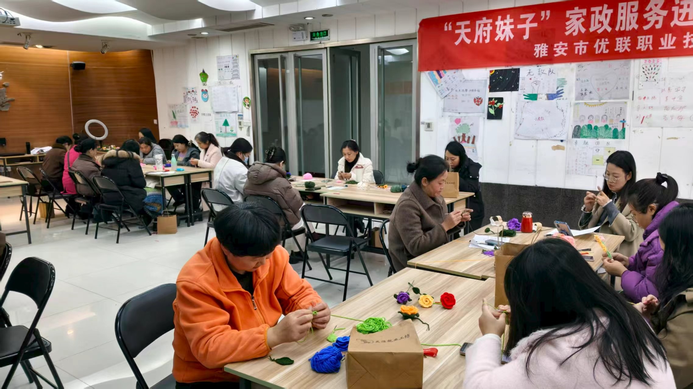 “技能培训+成品回收”双轮驱动 赋能待业失业妇女居家增收