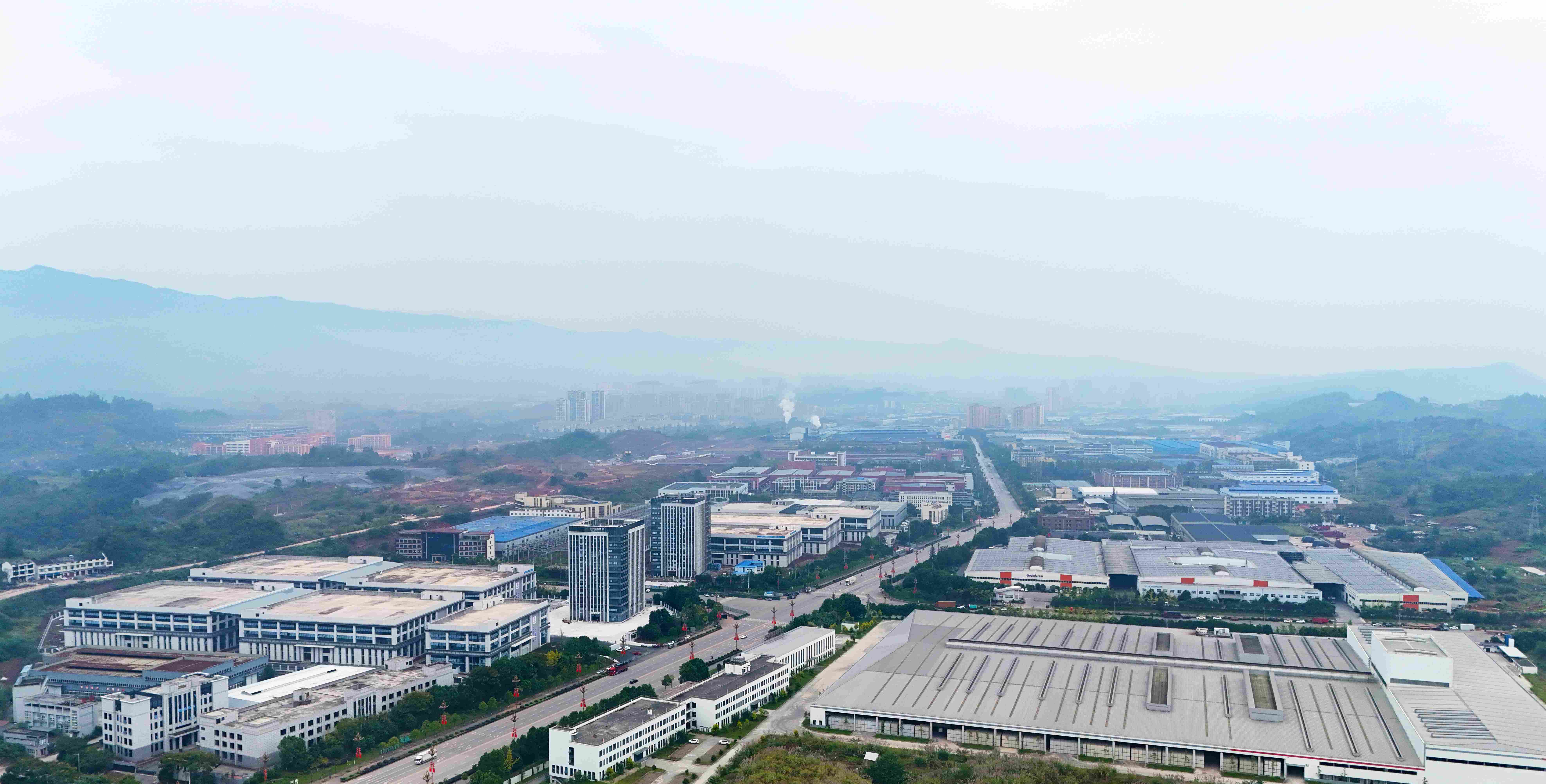 ��ҵǿ��ũҵ�ȡ�����ҵ�� �����ںϻ�ͷ�չ�»���������ˮ�ء�ʮ���塱��ҵ���ֽ����ʵ