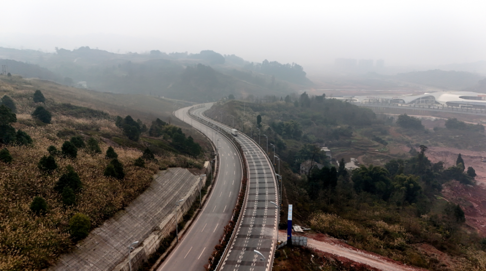 һ��·����дһ���˵ġ�˫�Ǽǡ�