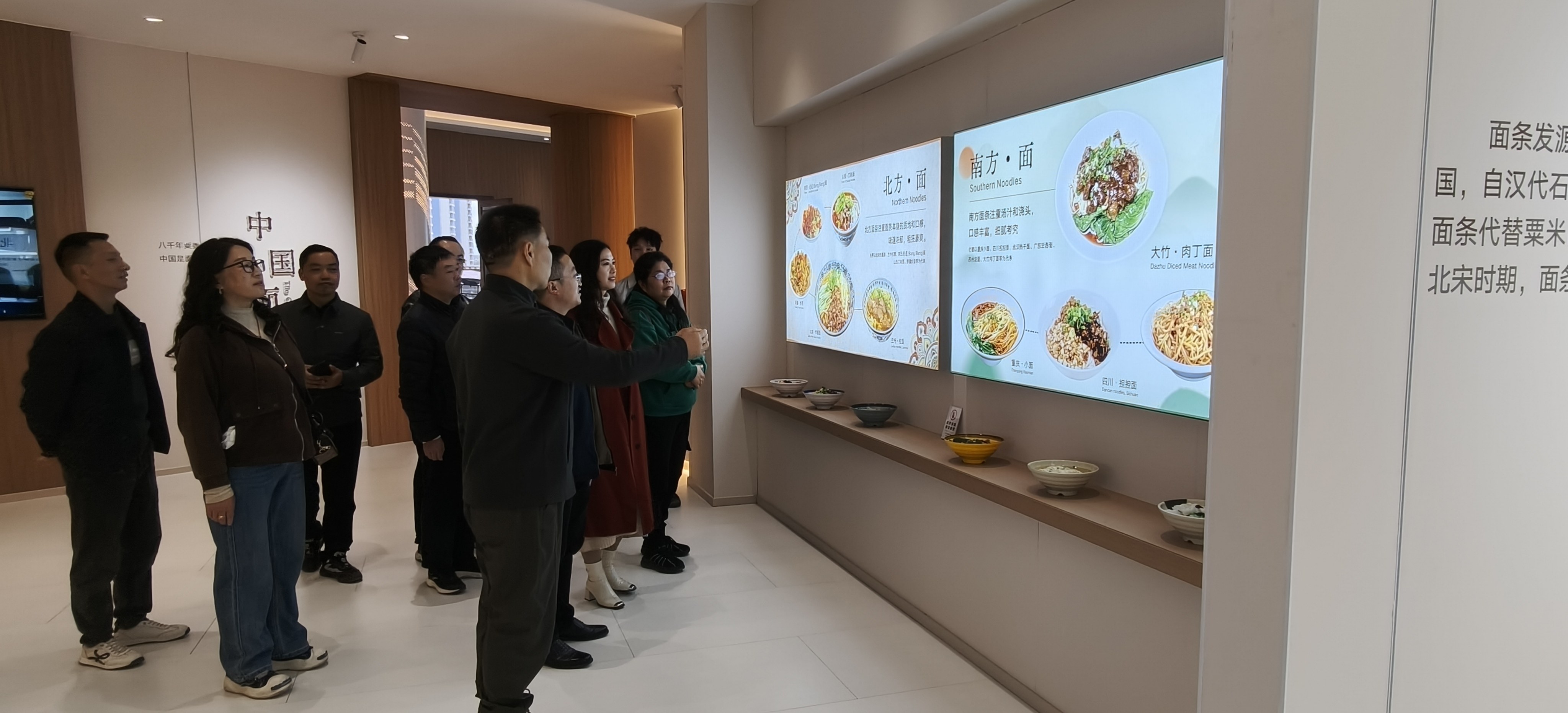 巾帼心向党 奋进新征程——大竹县退役军人事务局开展“三八”国际妇女节暨主题党日联合活动