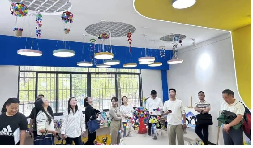 �Զ�Ϊý ��ˮΪ�ꡪ���˱�������У����ѵ���߽���Ϫ����ԴСѧУ